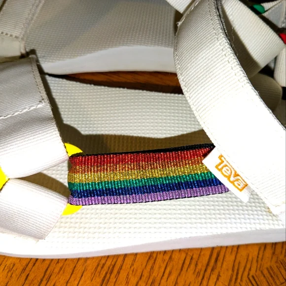Teva Sport Sandal Original Universal Pride Rainbow White Men 10 Women11.5 Unisex - Picture 7 of 11